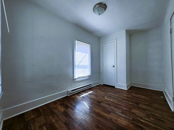 5th image of 1221 E Abriendo Ave #A