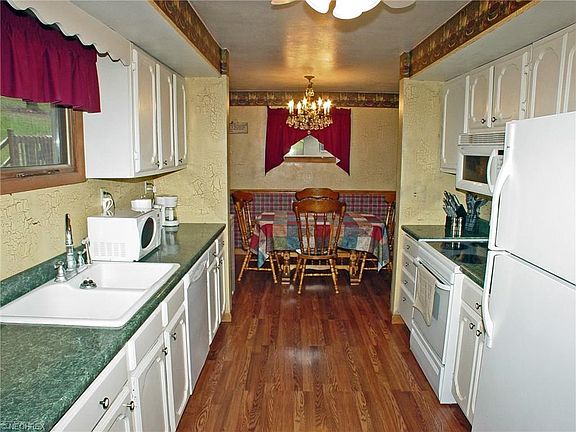 4th image of 120 Brent Heights Dr