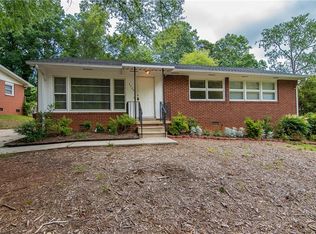 3204 Dreiser Pl, Greensboro, NC 27405