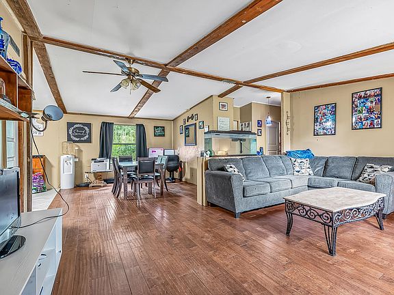5th image of 10 Lake Ellen Shores Dr