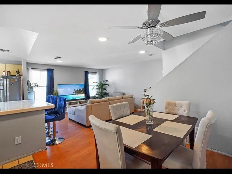 120 Gabriel Garcia Marquez St — Photo 4