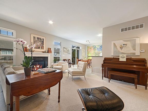 5th image of 5572 Gallery Park Dr #22