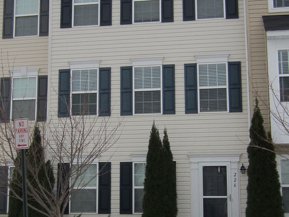 226 Kentshire 003_02032015