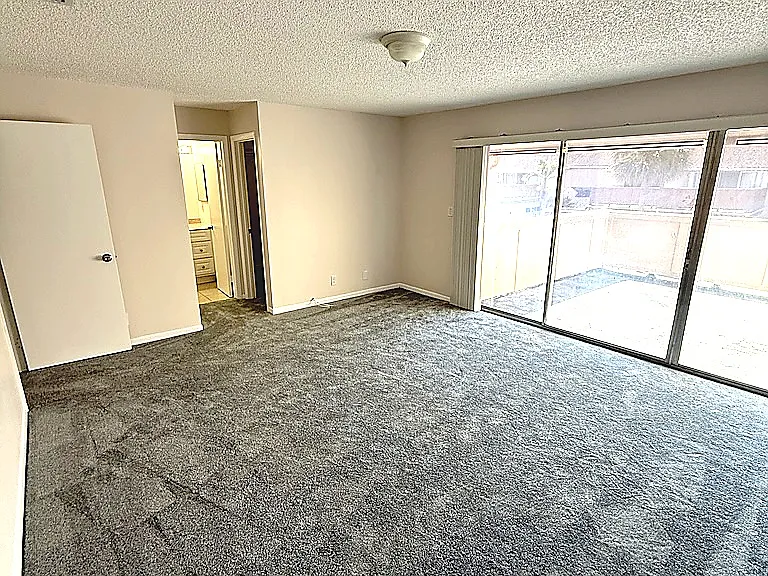8185 NW 8th Mnr #8 — Photo 10