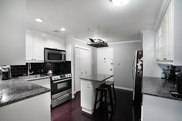 Sold by Keller Williams NYC | media 5