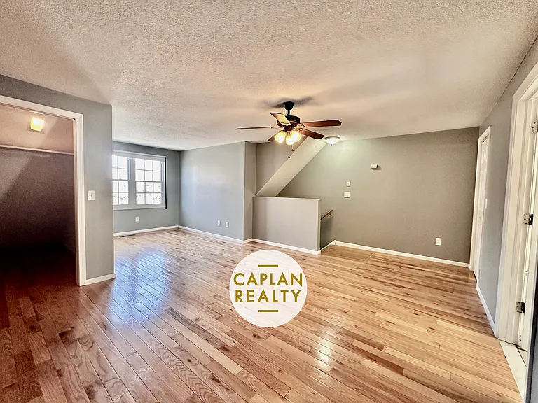 521 East St #O1 — Photo 15
