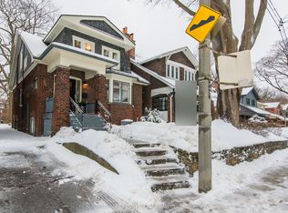 49 Highcroft Rd, Toronto, ON M4L 3G3