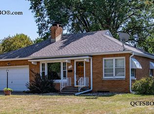 3520 19th Ave, Moline, IL 61265