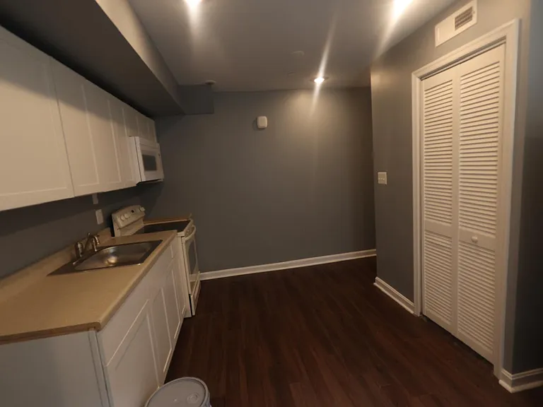 4645 Hillside Rd SE #5 — Photo 3