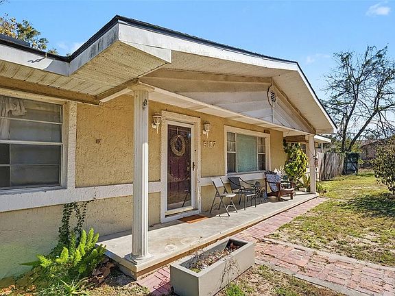 4th image of 6107 SE Arthur Rd