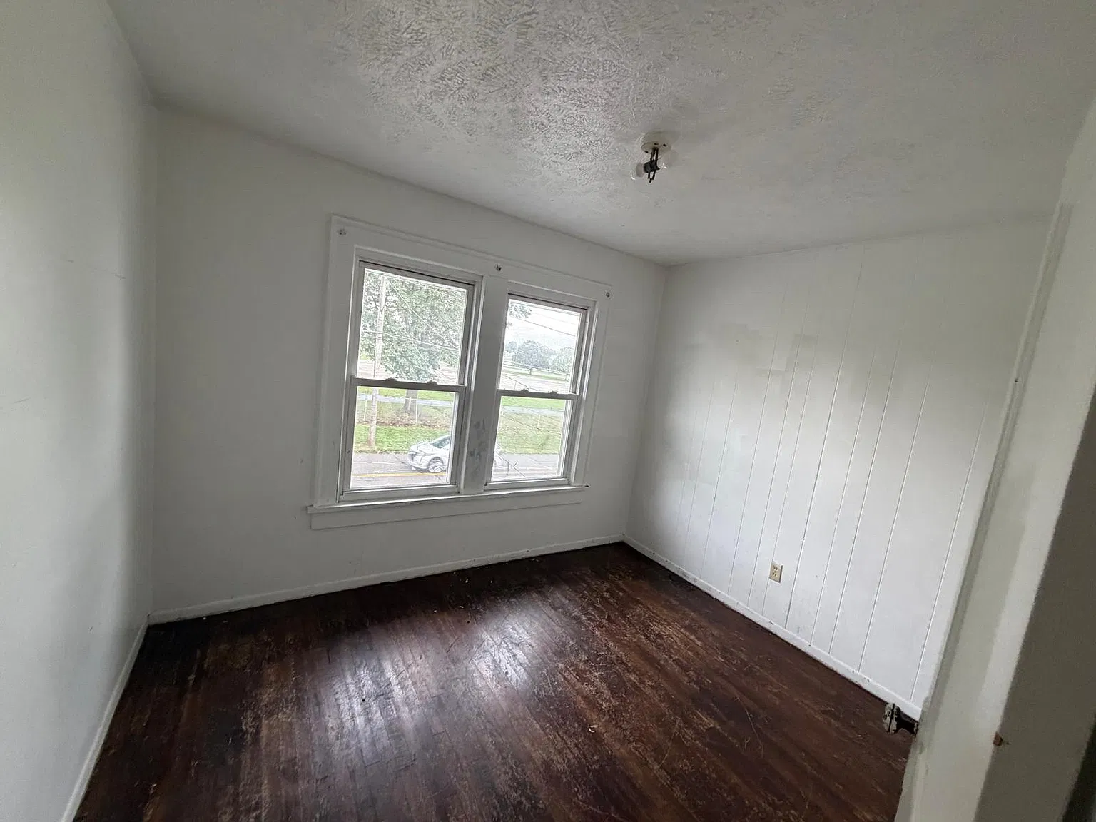 4 bed, 1356 sqft, $1,250 — Photo 2