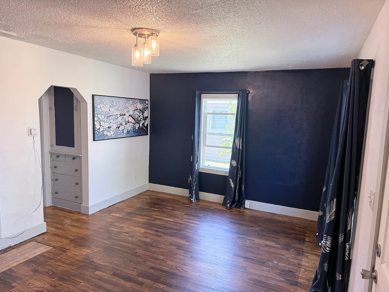 2 bed, 834 sqft, $1,175 — Photo 2