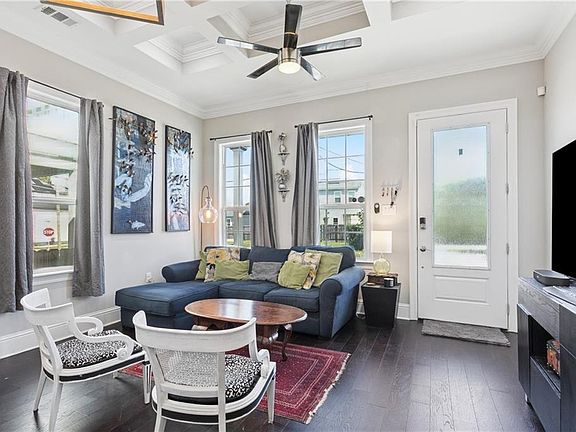 3rd image of 2228 Delachaise St