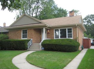 534 Longcommon Rd, Riverside, IL 60546