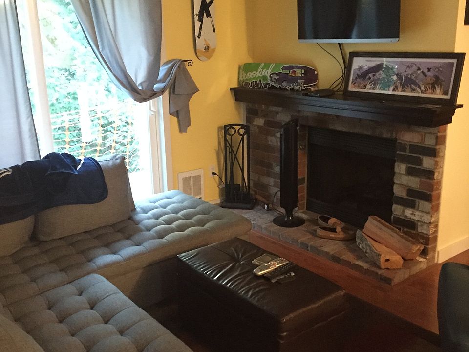1st image of 11429 105th Ct NE #602