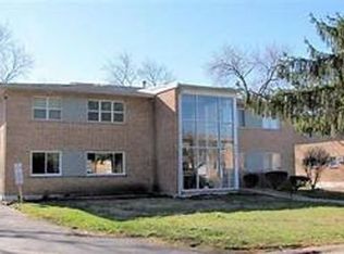 7412 Olian Dr APT B, Hazelwood, MO 63042