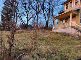 61 Eastwood Ave, Waterbury, CT 06705