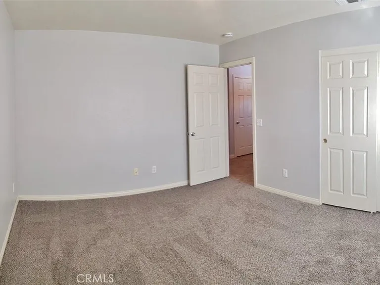 57294 Titian Ct — Photo 27