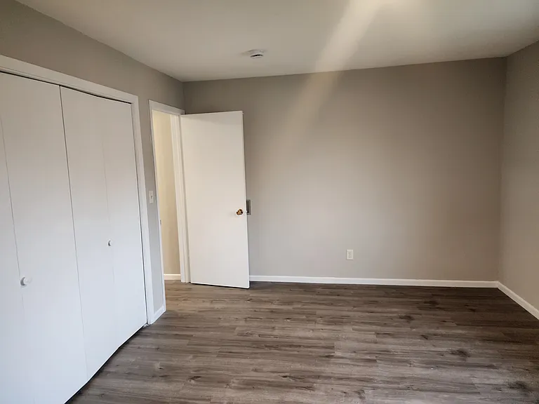 405 2nd Ave S — Photo 14