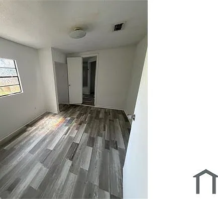 2 bed, 900 sqft, $1,800 — Photo 3