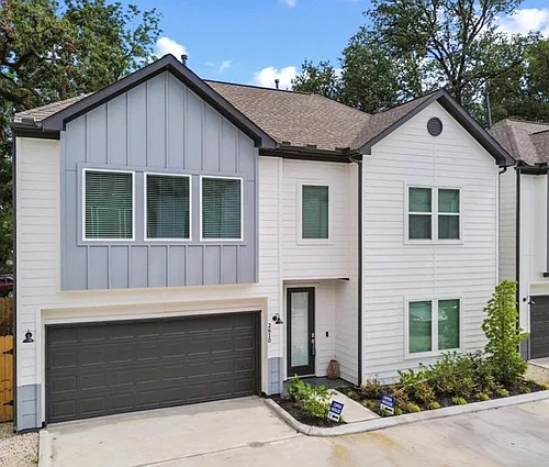 2623 Huntington Creek Ln Photo 1