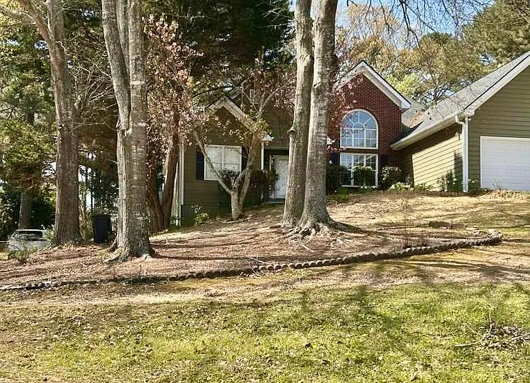1480 Smoke Hill Dr — Photo 1