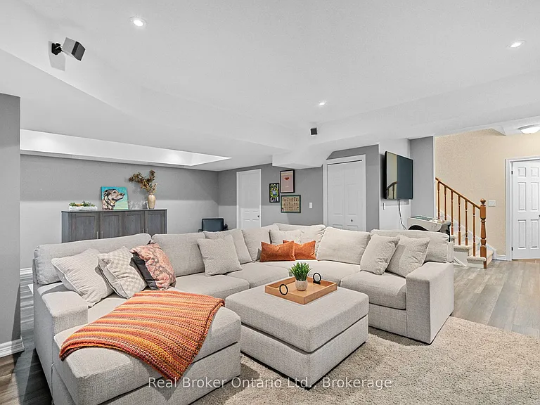221 Millview Ct — Photo 36