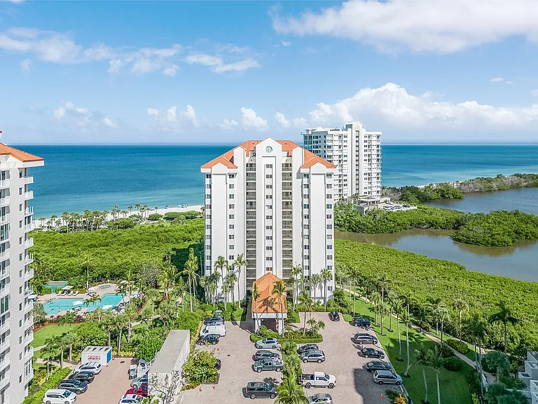 50 Seagate Dr #302B — Photo 23