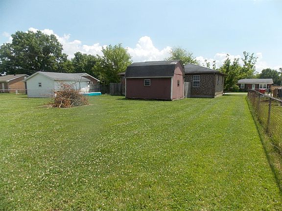 4th image of 110 Ravenwood Dr