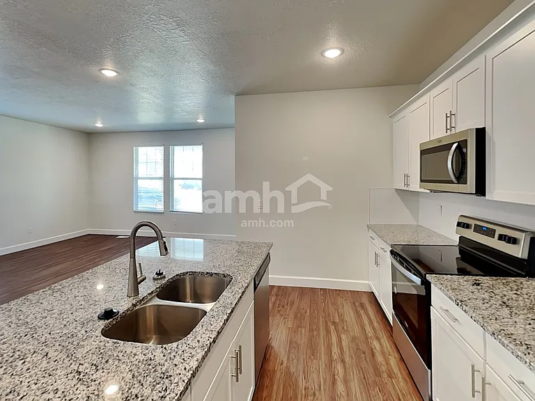 6109 W Arranmore Dr — Photo 4
