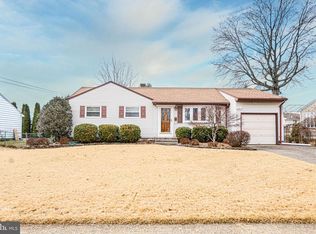 1027 Estates Blvd, Hamilton, NJ 08690