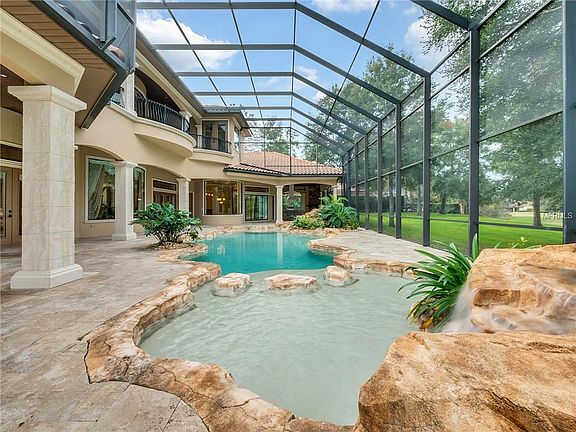 4th image of 212 Arezzo Ct