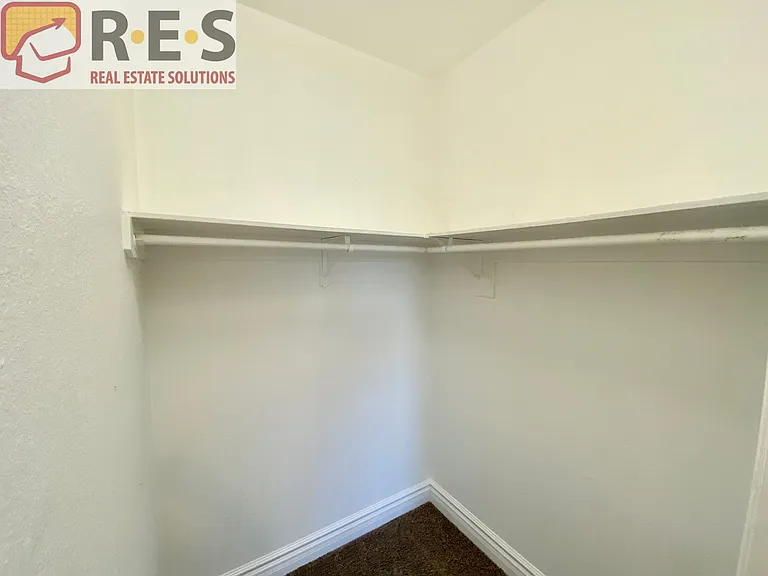 948 S Utica St — Photo 12