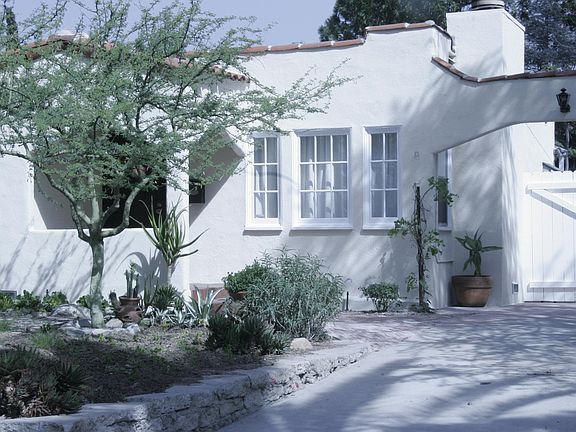 2nd image of 5750 Satsuma Ave