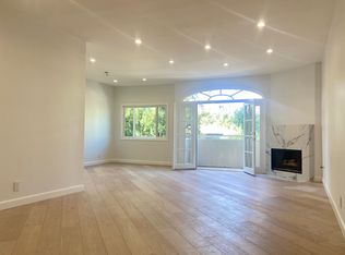 120 N Swall Dr APT 206, Los Angeles, CA 90048