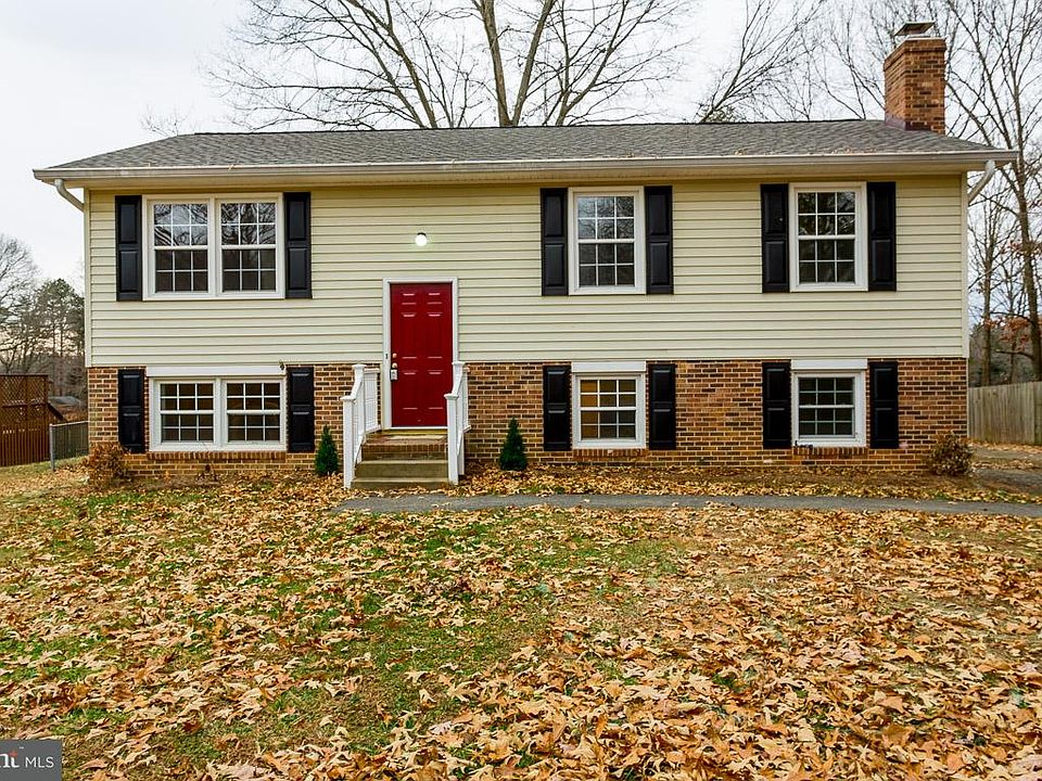 1st image of 101 Van Horn Ln