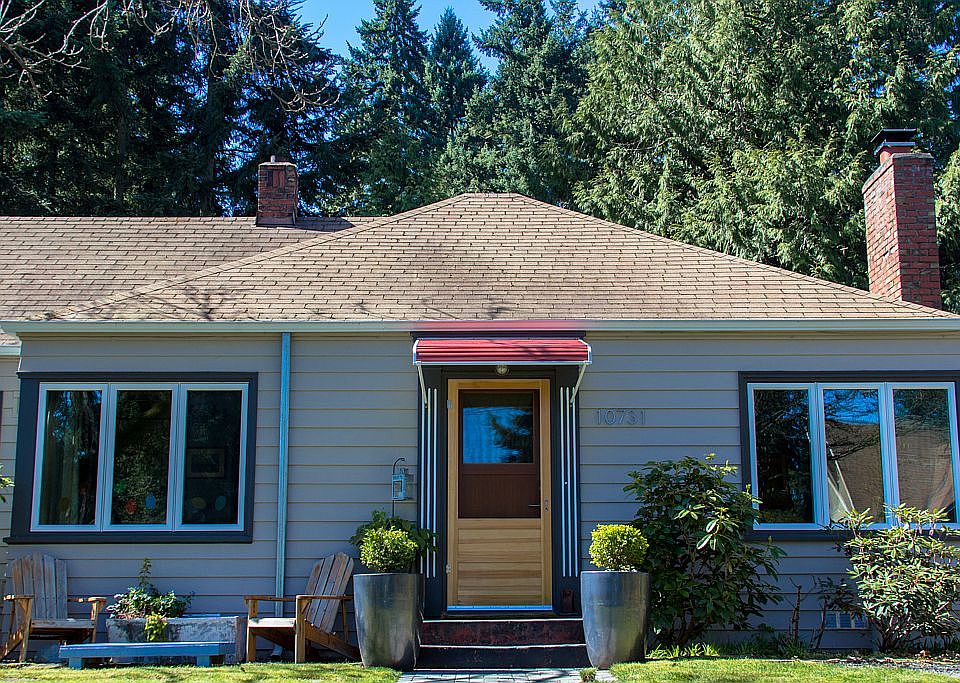 1st image of 10731 20th Ave NE