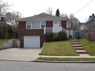 14 Dore Ct, Staten Island, NY 10310