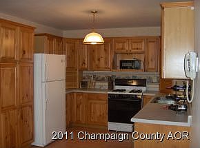 4th image of 1560 E County Road 600n