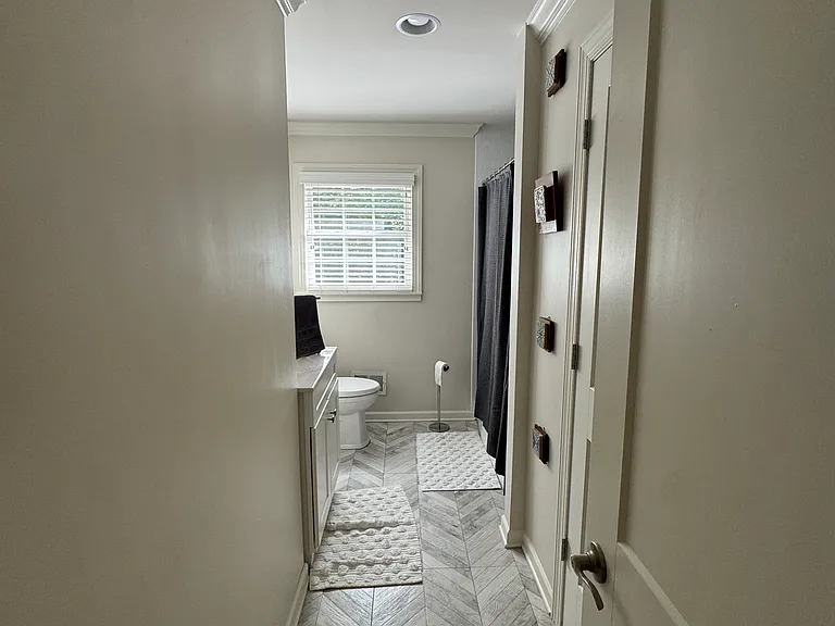 532 Edgeknoll Dr — Photo 11