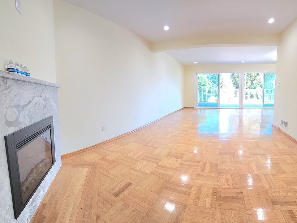 1st image of 286 Roosevelt Way
