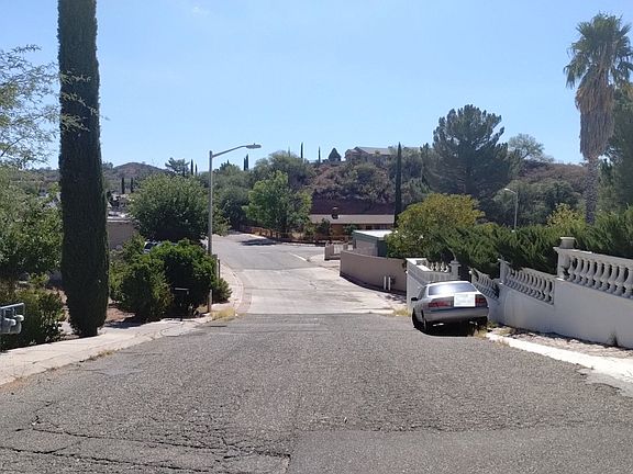 4th image of 724 E Calle Mayer
