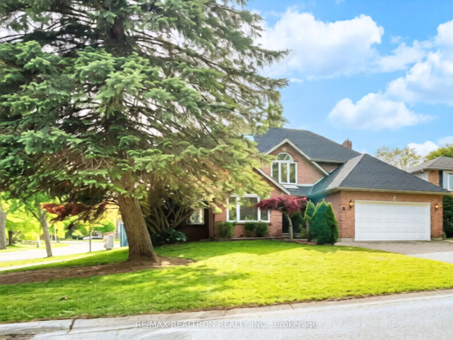 6 bed, $1,000 — Photo 2