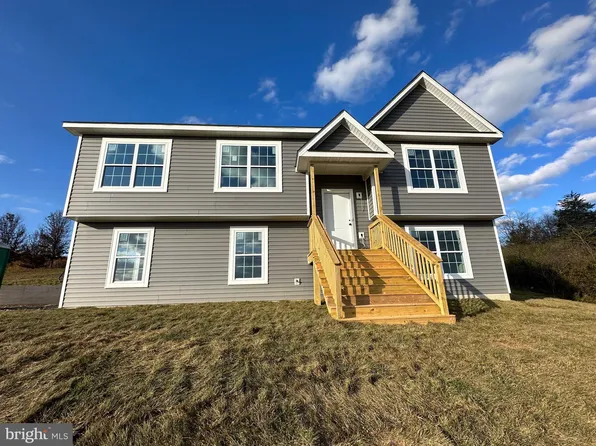 28 Scenic Dr, Capon Bridge, WV 26711