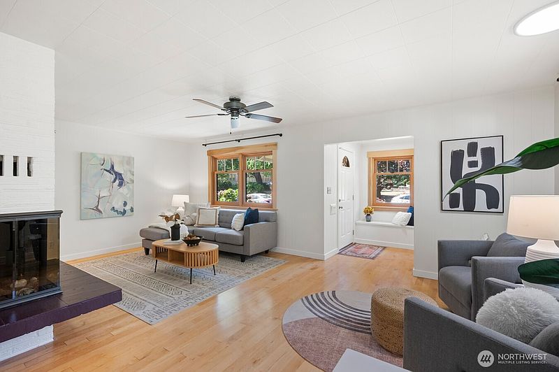 5th image of 2916 Walnut Avenue SW