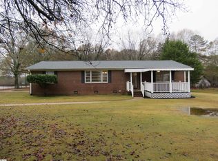 404 Fairview Street Ext, Fountain Inn, SC 29644