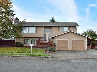 1110 17th St NW, Puyallup, WA 98371