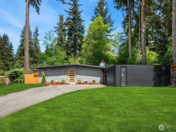 15634 SE 8th Street, Bellevue, WA 98008