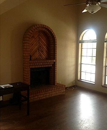 4th image of 11548 Spencer Dr
