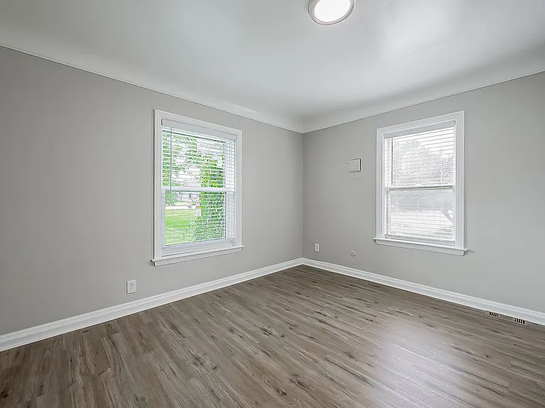 3170 Dixie Hwy — Photo 10
